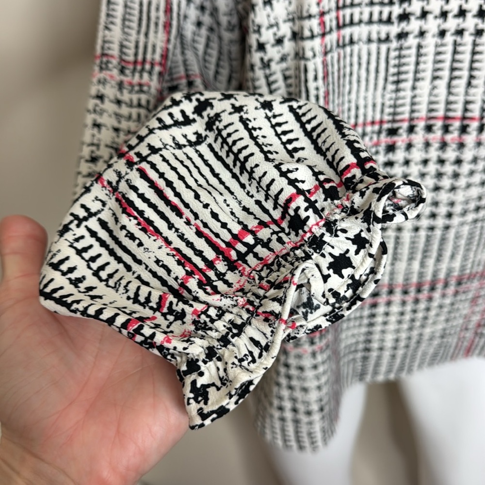 Karl lagerfield S houndstooth top women’s S - Picture 2 of 7